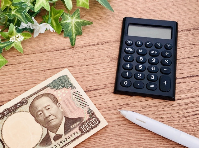 【商社営業の給料】平均年収は高い